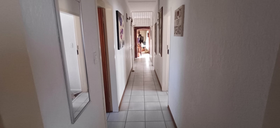 3 Bedroom Property for Sale in Flamwood North West